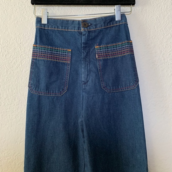 Levi’s Wide Leg High Rise Front Pocket 70s Jeans - Picture 3 of 9